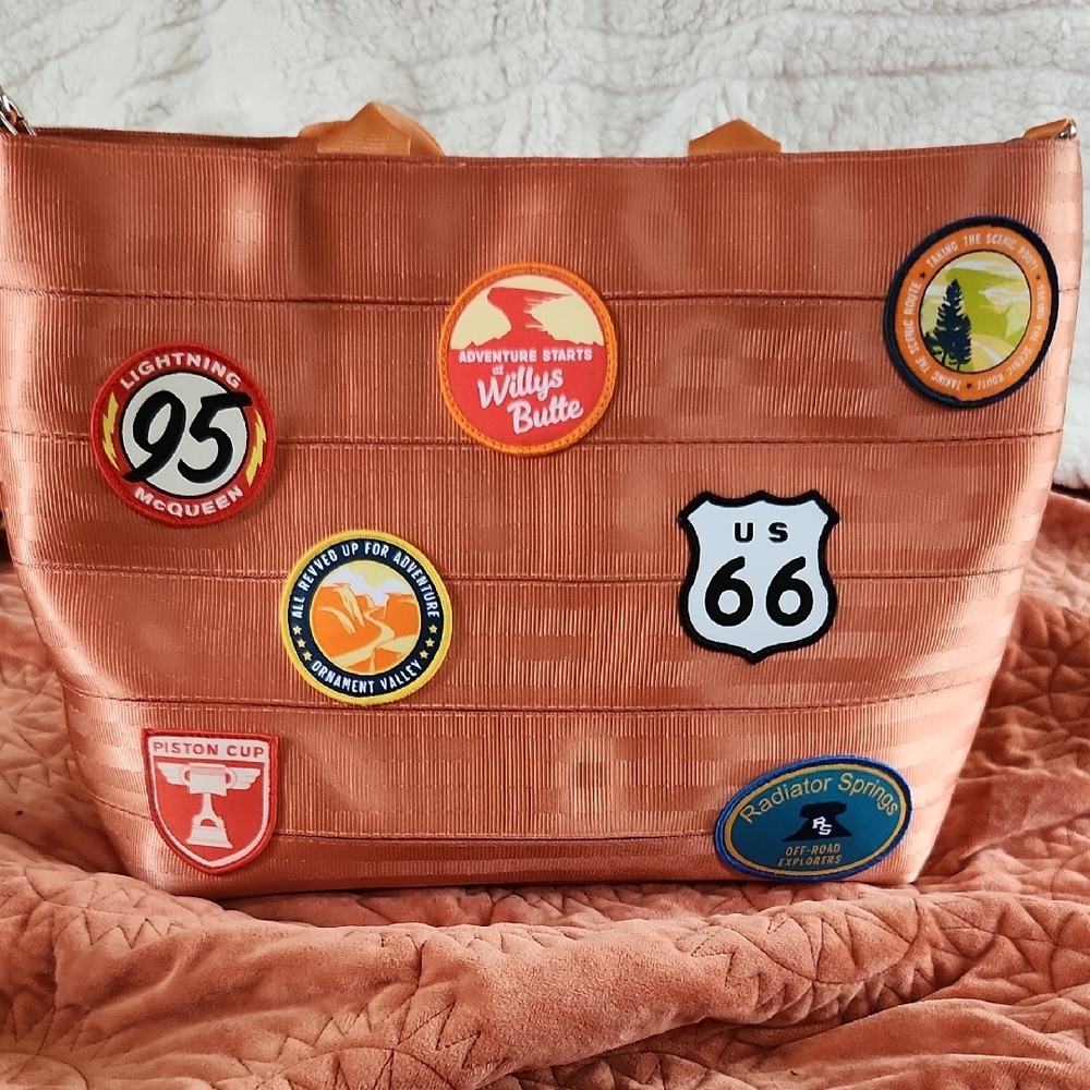 Harveys Seatbelt Purse Radiator Springs Medium Streamline Tote. - Picture 3 of 11